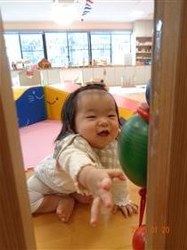笑顔の赤ちゃん