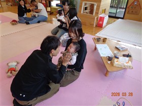 いっぽ～パパもママも一緒に～の風景